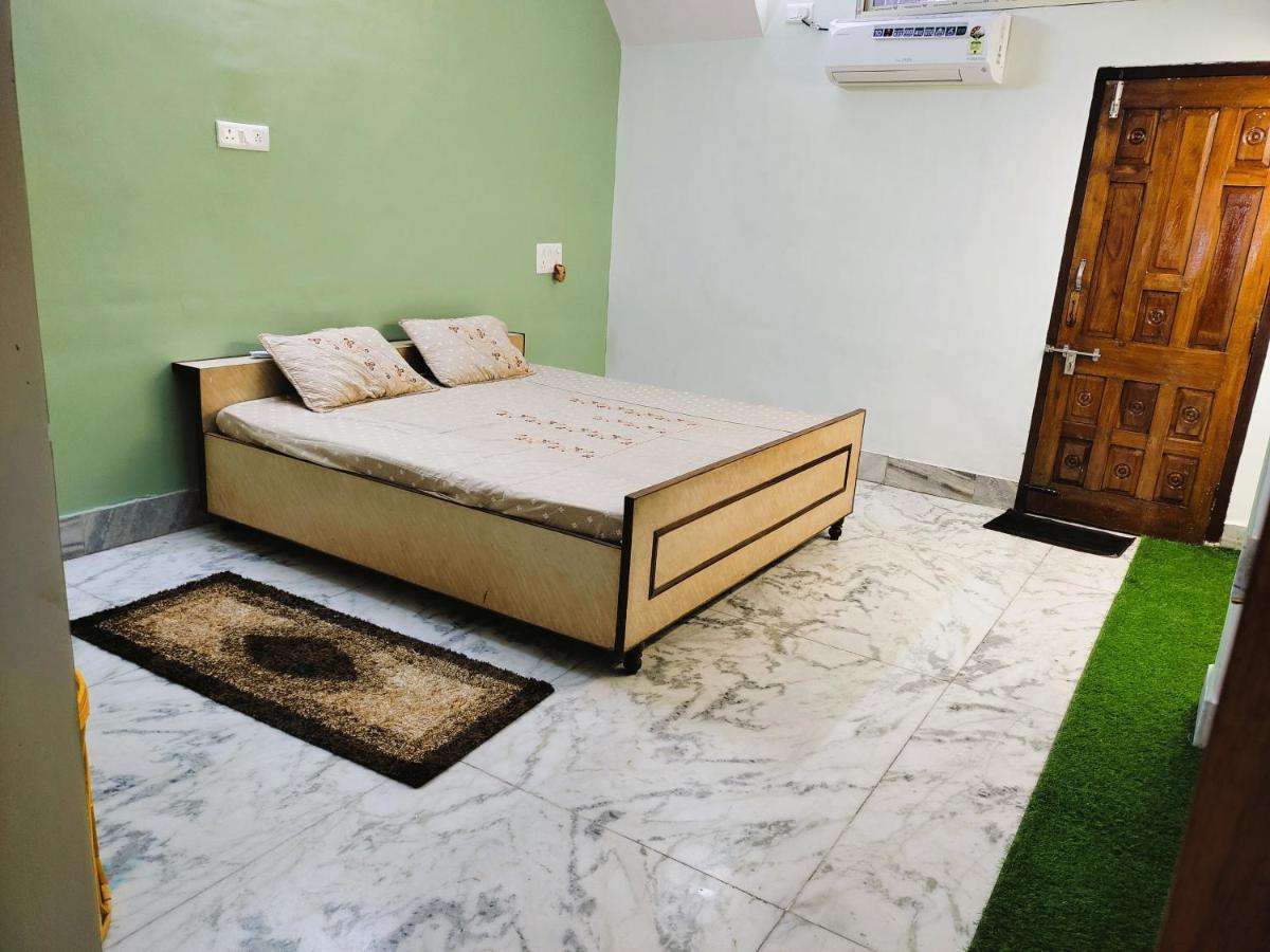 Yellow Homestay - Modern 2Bhk Ac Stay Jabalpur Esterno foto