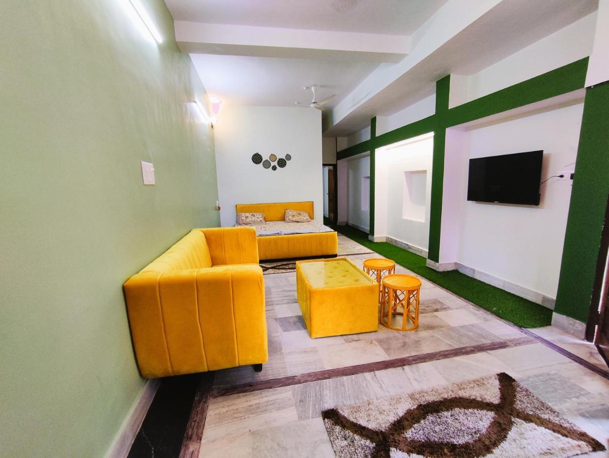Yellow Homestay - Modern 2Bhk Ac Stay Jabalpur Esterno foto