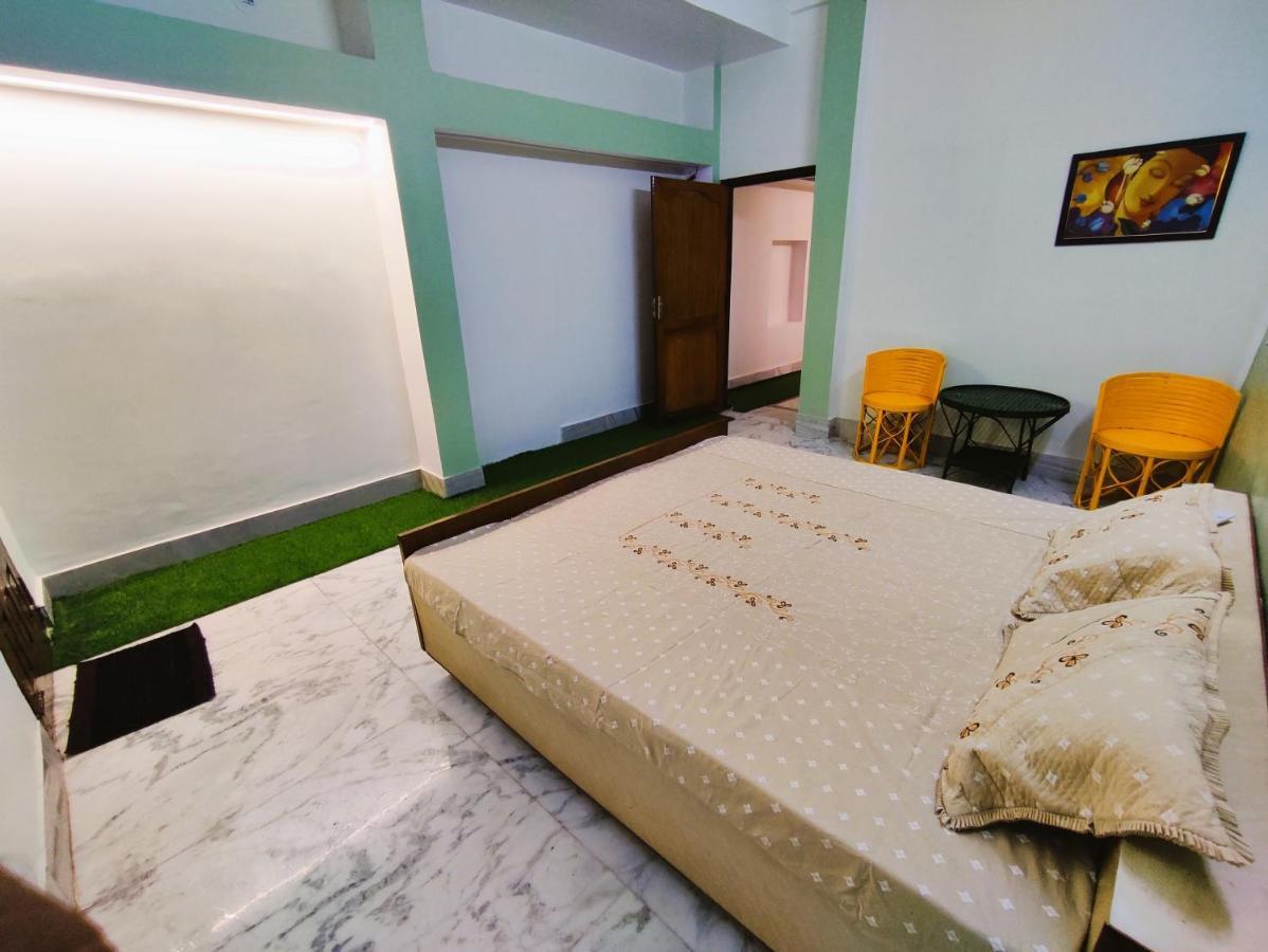 Yellow Homestay - Modern 2Bhk Ac Stay Jabalpur Esterno foto