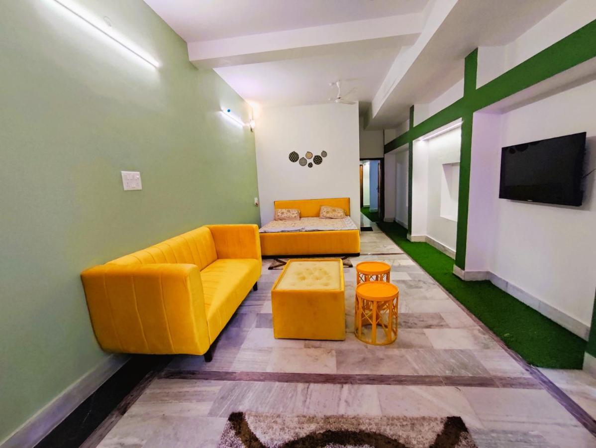 Yellow Homestay - Modern 2Bhk Ac Stay Jabalpur Esterno foto